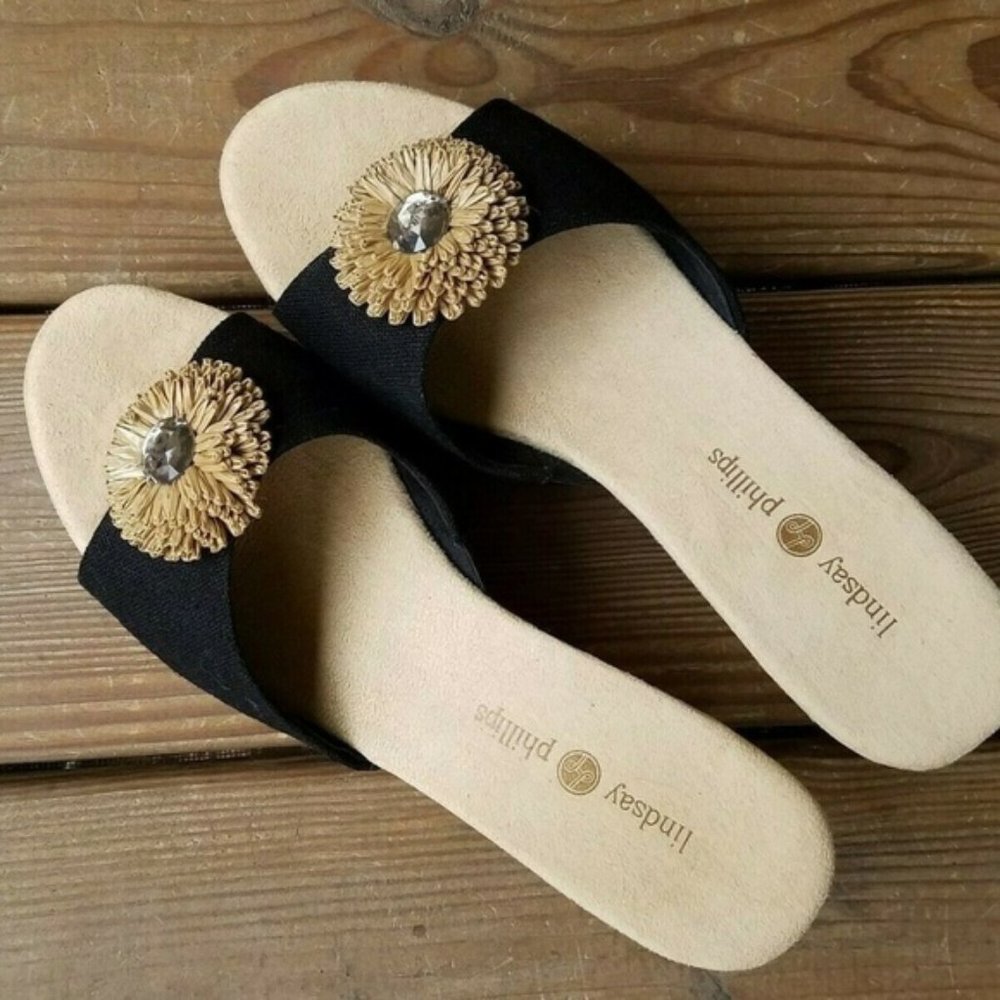 Lindsay Phillips Size 9 Black Slide Wedges w Snaps